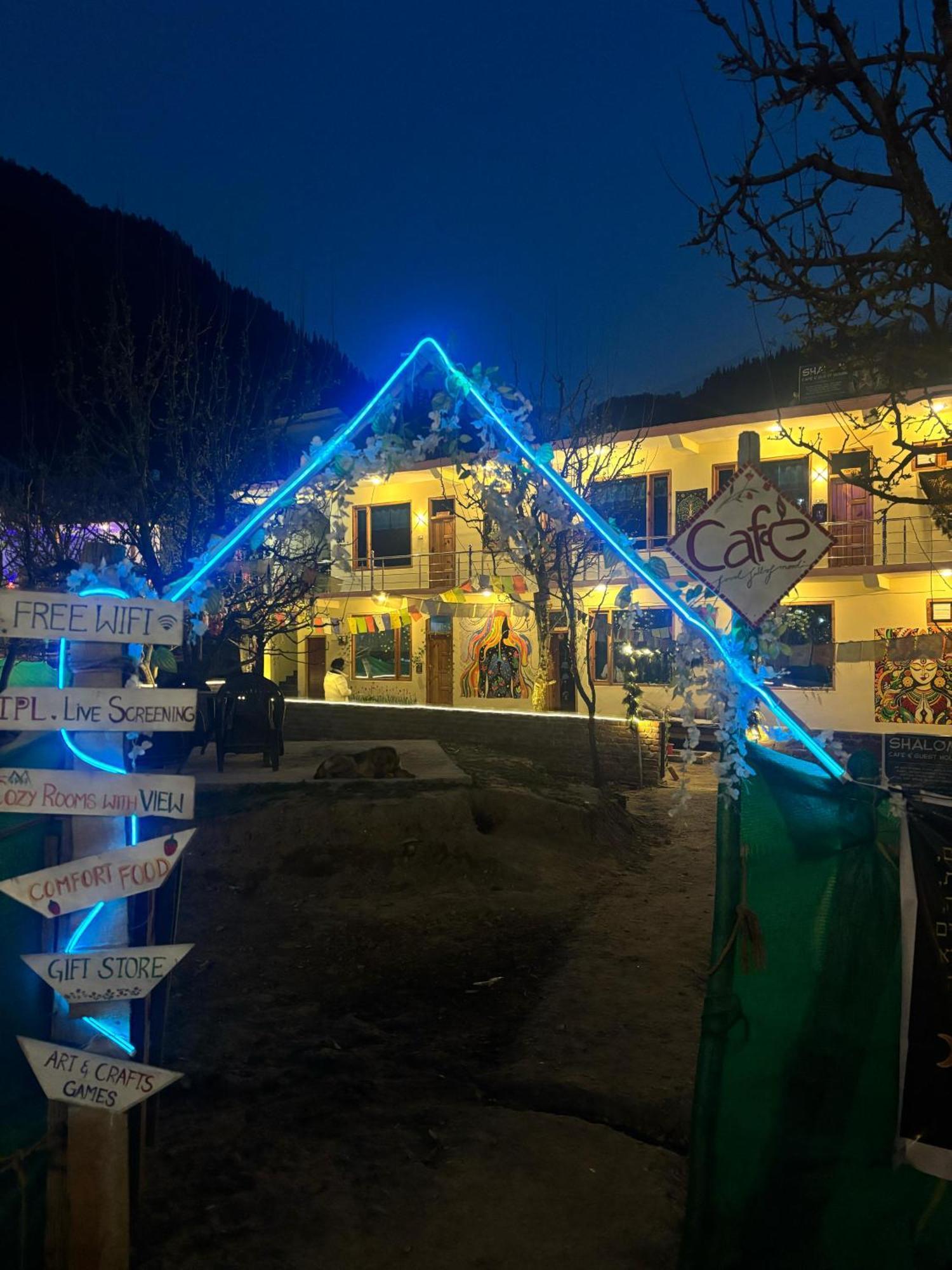 Shalom Guesthouse And Cafe Kalgha Exterior photo